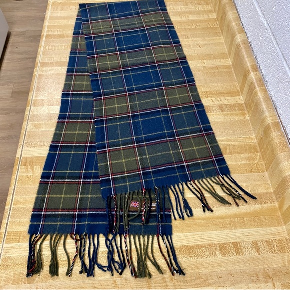 Cashmere Plaid Scarf - Picture 2 of 3